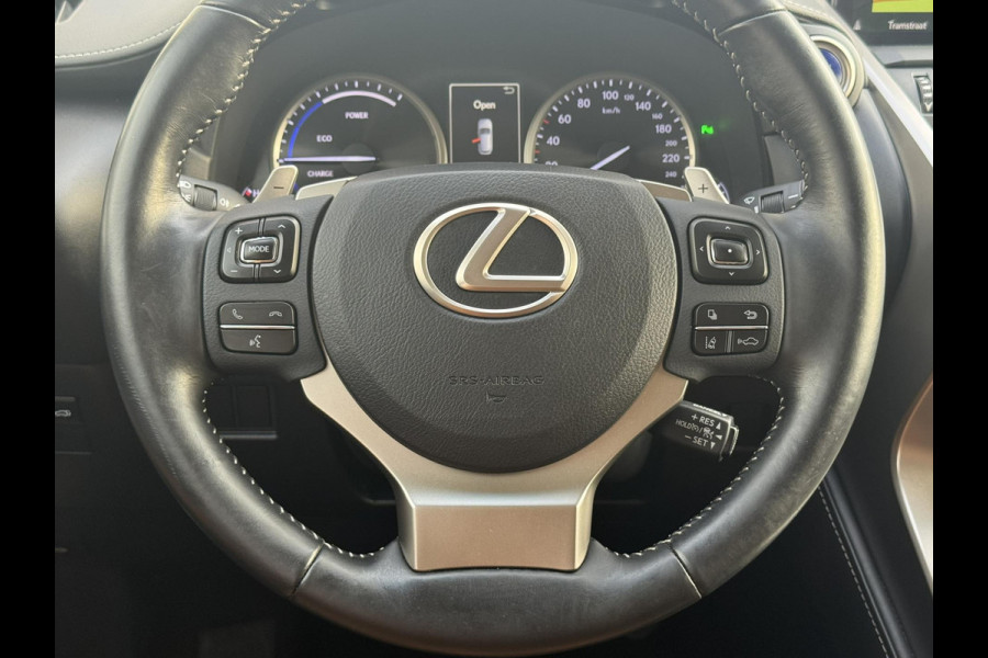 Lexus NX 300h AWD Luxury Line Trekhaak DAB Camera Navigatie Led Lane assist