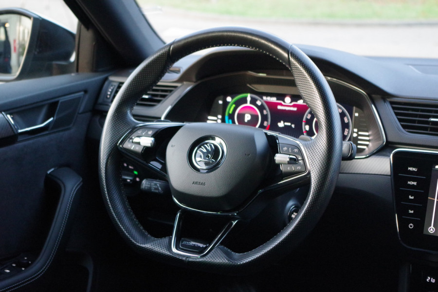 Škoda Superb Combi 1.4 TSI iV 218 PK Sportline BNS PHEV, 4 x Stoelverwarming, 360 Camera, DCC,