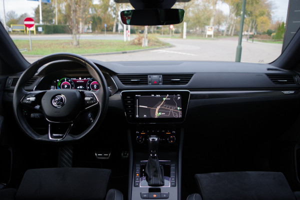 Škoda Superb Combi 1.4 TSI iV 218 PK Sportline BNS PHEV, 4 x Stoelverwarming, 360 Camera, DCC,
