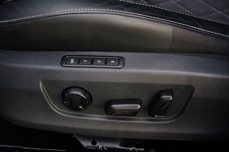 Škoda Superb Combi 1.4 TSI iV 218 PK Sportline BNS PHEV, 4 x Stoelverwarming, 360 Camera, DCC,