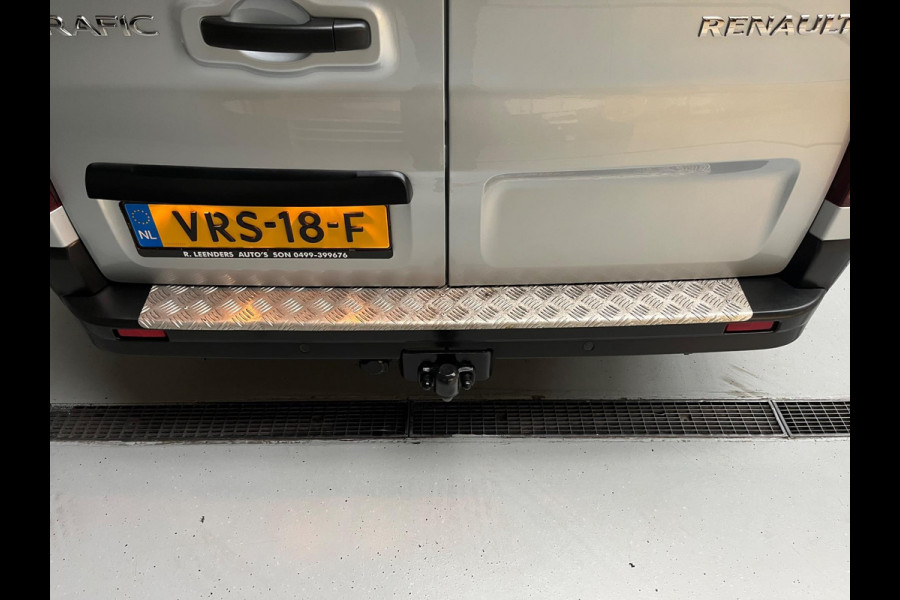 Renault Trafic 2.0 dCi 110pk euro6 T30 L2H1 Comfort 3Persoons, Airco, CruiseControl, Trekhaak, RIJKLAARPRIJS! NEDERLANDSE BUS!