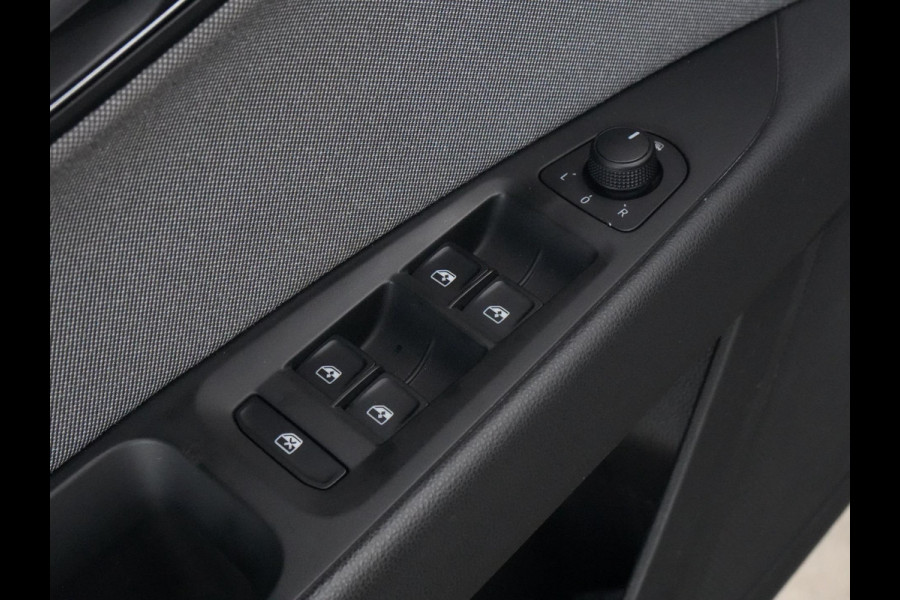 Seat Leon 1.0 TSI Ultimate Edition Camera Carplay Navi