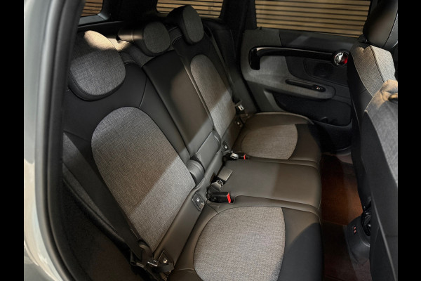 MINI Countryman 2.0 Cooper S E ALL4 | Pano | Sportstoelen | LED | Camera | 18inch | Privacy Glass | Navi