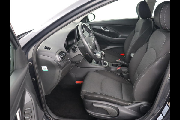 Hyundai i30 1.0 T-GDi MHEV Comfort Smart | Camera | Carplay | Keyless | Full LED | Navigatie | Climate control | Parkeerhulp | Cruise control | DAB | Bluetooth