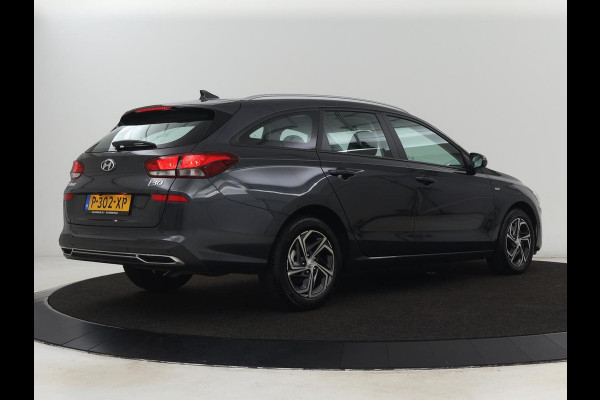 Hyundai i30 1.0 T-GDi MHEV Comfort Smart | Camera | Carplay | Keyless | Full LED | Navigatie | Climate control | Parkeerhulp | Cruise control | DAB | Bluetooth