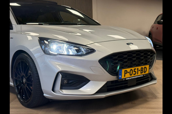 Ford Focus 1.0 EcoBoost ST Line PANO NAVI PDC LED B&O SOUND KEYLESS PDC V+A