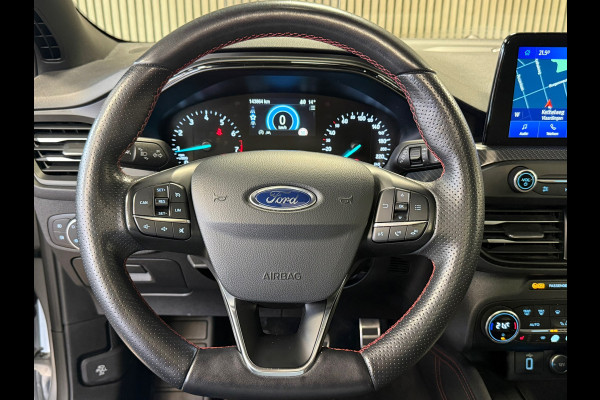 Ford Focus 1.0 EcoBoost ST Line PANO NAVI PDC LED B&O SOUND KEYLESS PDC V+A