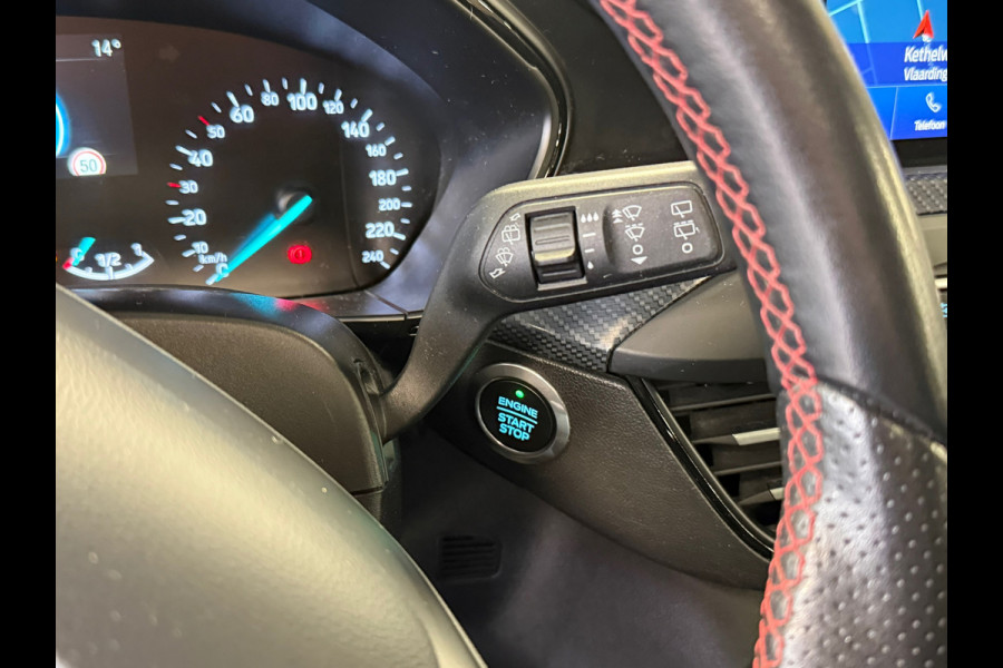 Ford Focus 1.0 EcoBoost ST Line PANO NAVI PDC LED B&O SOUND KEYLESS PDC V+A