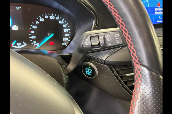 Ford Focus 1.0 EcoBoost ST Line PANO NAVI PDC LED B&O SOUND KEYLESS PDC V+A