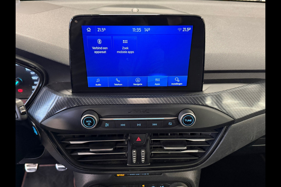 Ford Focus 1.0 EcoBoost ST Line PANO NAVI PDC LED B&O SOUND KEYLESS PDC V+A