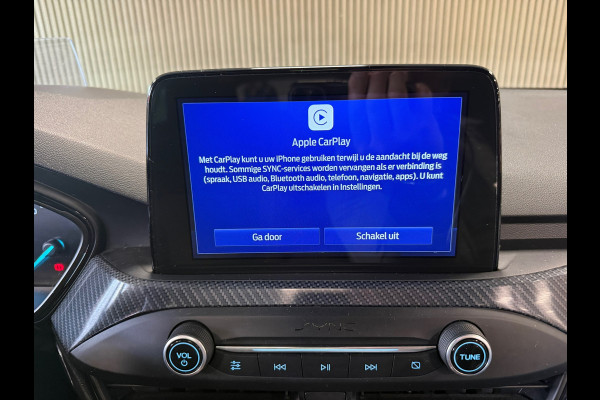 Ford Focus 1.0 EcoBoost ST Line PANO NAVI PDC LED B&O SOUND KEYLESS PDC V+A