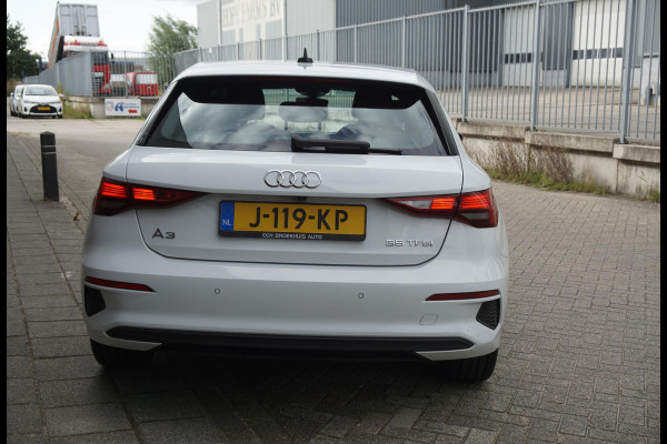 Audi A3 Sportback 35 TFSI150PK/Digitaal Dashboard/Camera/Automatisch inparkeer hulpsysteem.