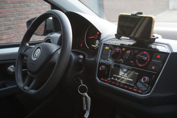 Volkswagen up! 1.0 move up!BlueMotion Executive/Dealeronderhouden /All-Seasonbanden.