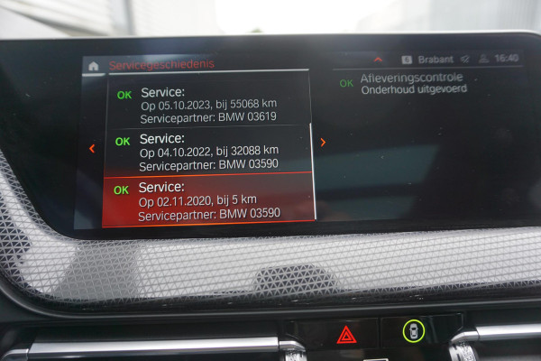 BMW 1-serie 118i 140PK Sport-line/Panodak/Camera/ParkingPack/ Dealeronderhouden.