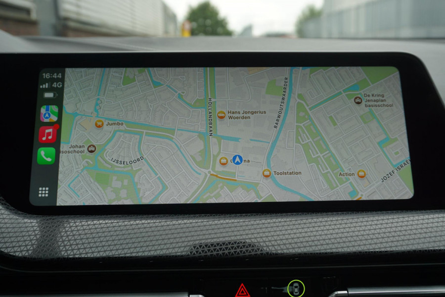 BMW 1-serie 118i 140PK Sport-line/Panodak/Camera/ParkingPack/ Dealeronderhouden.