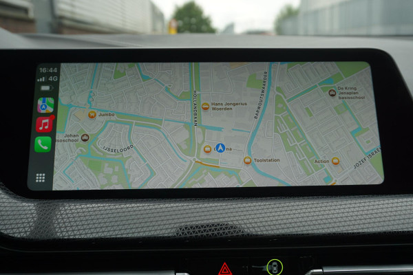 BMW 1-serie 118i 140PK Sport-line/Panodak/Camera/ParkingPack/ Dealeronderhouden.