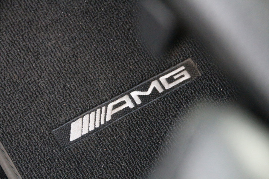 Mercedes-Benz V-Klasse V300 | DC | AMG | XL | Airmatic | Burmester | Vol!!