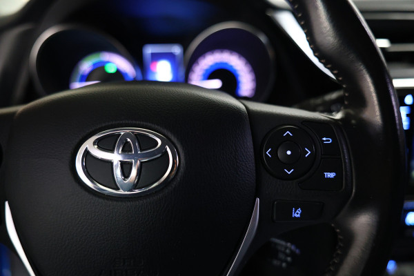 Toyota Auris 1.8 Hybrid Aspiration AVM CAMERA BT ALCANTARA CRUISE ECC '18