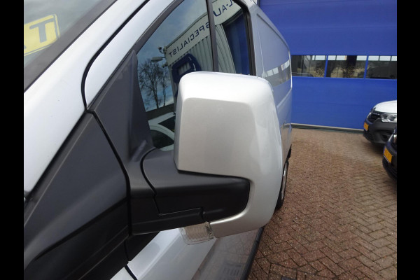 Ford Transit Custom 300 2.0 TDCI L1H1 Trend AIRCO AUTOMAAT GROOT NAVIGATIE