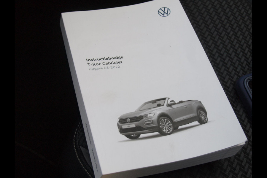 Volkswagen T-Roc Cabrio 1.5 TSI R-Line | Nieuw Model | Black Optic Pakket | Camera | NL-Auto |