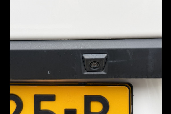 Volkswagen Crafter 35 2.0 TDI 141 PK Euro 6 L3H3 Automaat/CarPlay/trekhaak/cruise control