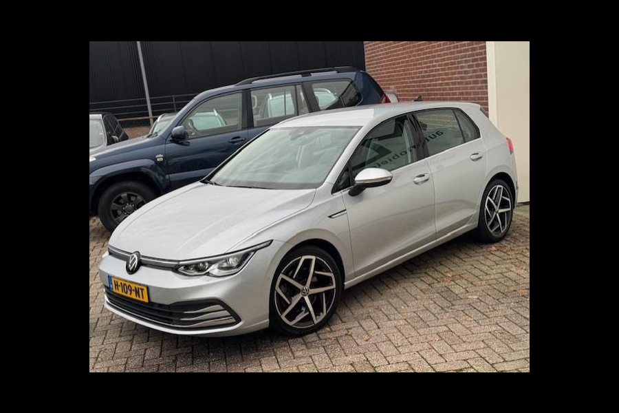 Volkswagen Golf 2.0 TDI Style-1e eigenaar-Dealer onderhouden