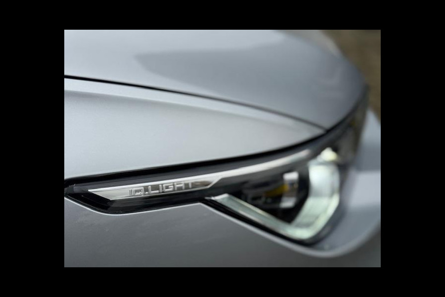 Volkswagen Golf 2.0 TDI Style-1e eigenaar-Dealer onderhouden