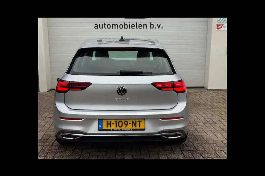Volkswagen Golf 2.0 TDI Style-1e eigenaar-Dealer onderhouden