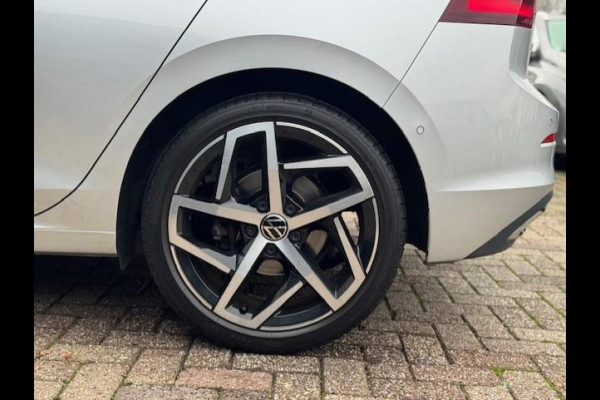 Volkswagen Golf 2.0 TDI Style-1e eigenaar-Dealer onderhouden