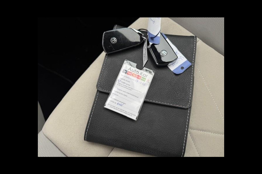 Volkswagen Golf 2.0 TDI Style-1e eigenaar-Dealer onderhouden