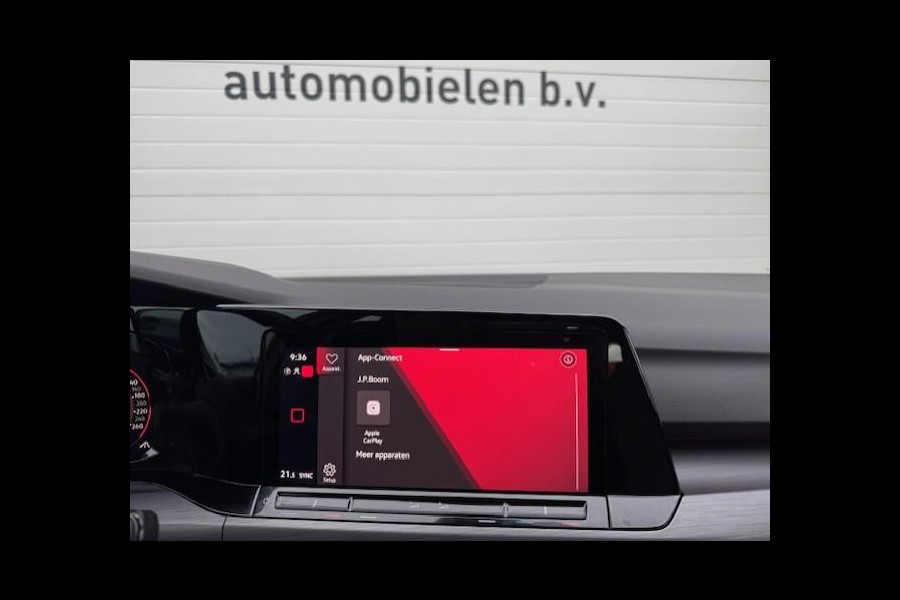 Volkswagen Golf 2.0 TDI Style-1e eigenaar-Dealer onderhouden