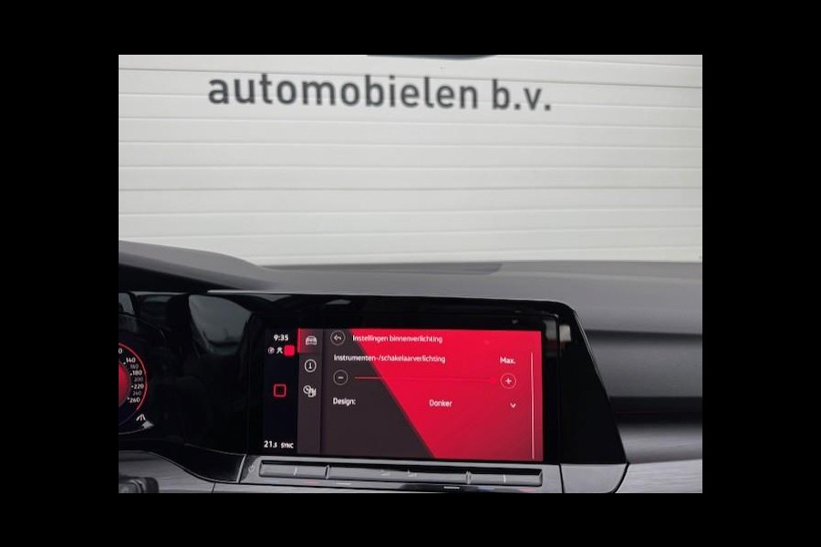 Volkswagen Golf 2.0 TDI Style-1e eigenaar-Dealer onderhouden