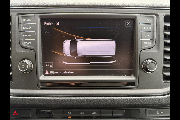 Volkswagen Crafter 30 2.0 TDI 141PK Euro 6 L3H2 Automaat/CarPlay/camera/cruise control
