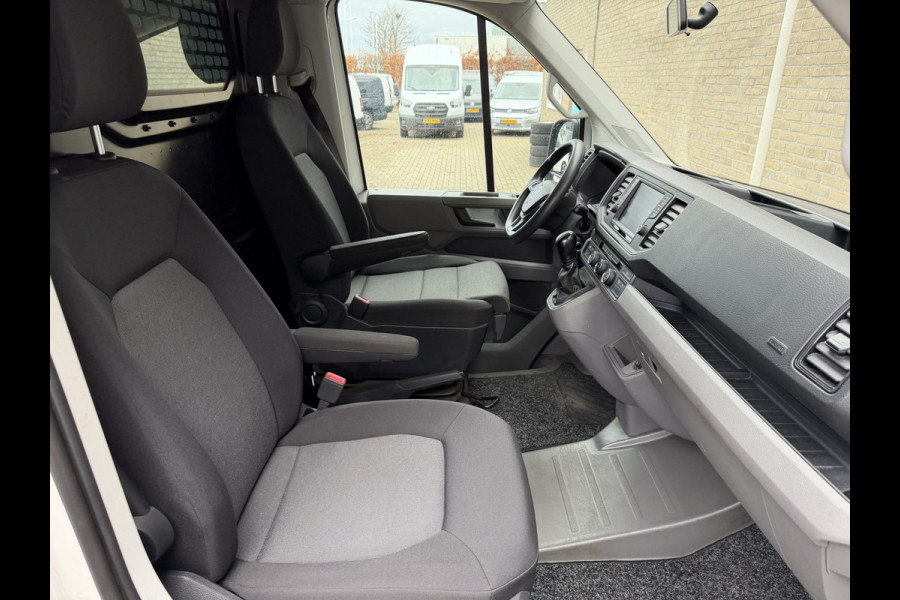 Volkswagen Crafter 35 2.0 TDI 141 PK Euro 6 L3H3 Automaat/CarPlay/trekhaak/cruise control