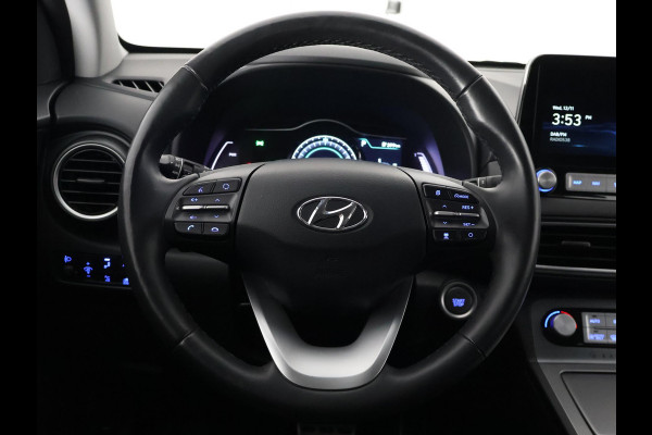 Hyundai Kona PRIMIUM EV 64 KWH 1e EIG ACCU 92% GARANTIE 10-2030 BEREIK 466 KM ! LEDER. STUUR/STOEL VERWARMING.DODE HOEK DETECTIE