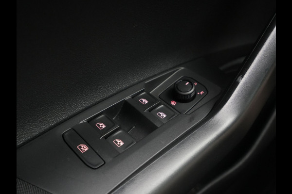 Volkswagen Polo 1.0 TSI 95pk DSG R-Line Edition Airco Camera Acc Lm velgen 111