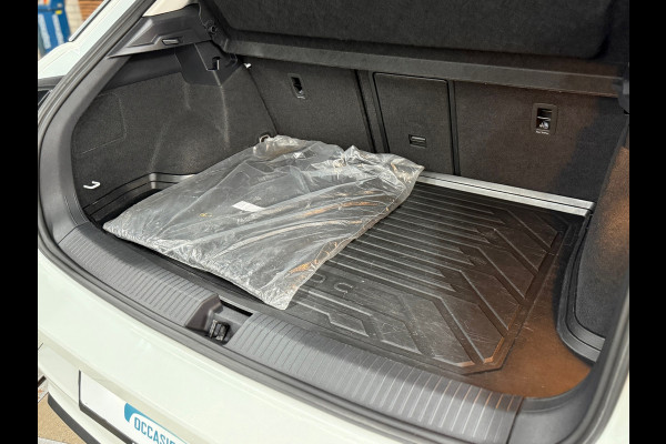 Volkswagen T-Roc 1.5 TSI Sport Business R | Pano | LED | Elektrische kofferklep | 18Inch | Winterpakket | Adaptieve Cruise