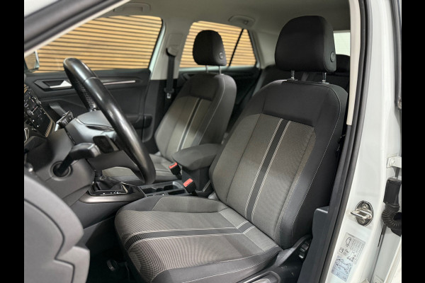 Volkswagen T-Roc 1.5 TSI Sport Business R | Pano | LED | Elektrische kofferklep | 18Inch | Winterpakket | Adaptieve Cruise