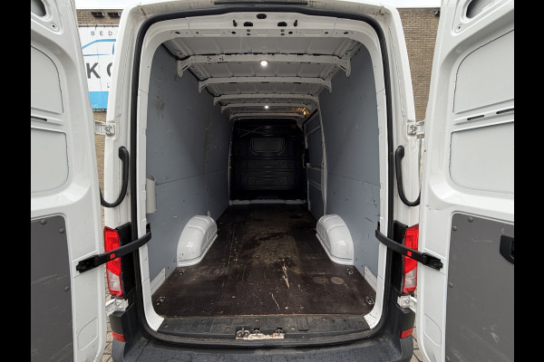 Volkswagen Crafter 35 2.0 TDI 141PK Euro 6 L3H3 CarPlay/cruise control/trekhaak