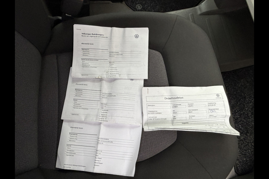 Volkswagen Crafter 35 2.0 TDI 141PK Euro 6 L3H3 CarPlay/cruise control/trekhaak