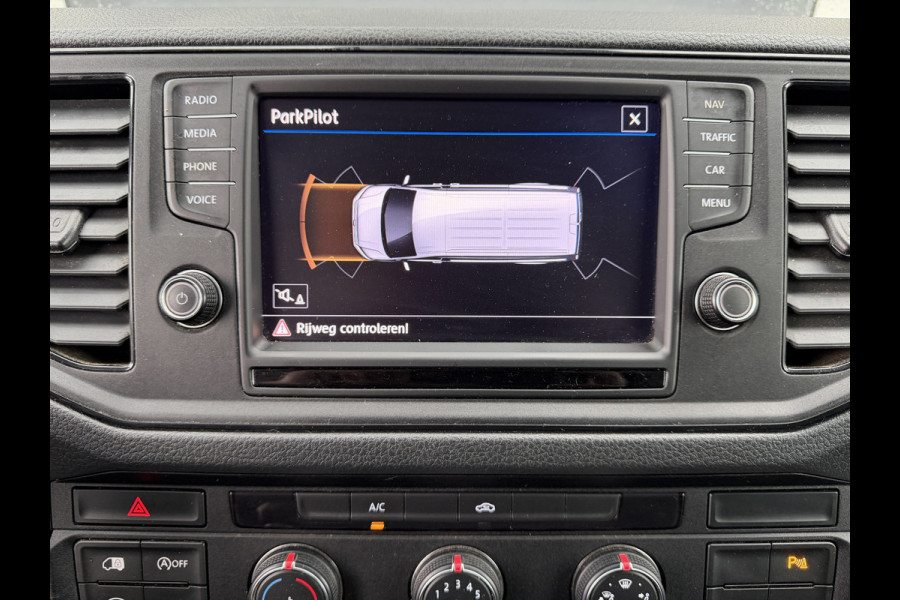 Volkswagen Crafter 35 2.0 TDI 141PK Euro 6 L3H3 CarPlay/cruise control/trekhaak