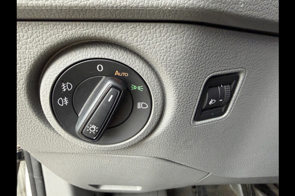 Volkswagen Crafter 35 2.0 TDI 141PK Euro 6 L3H3 CarPlay/cruise control/trekhaak