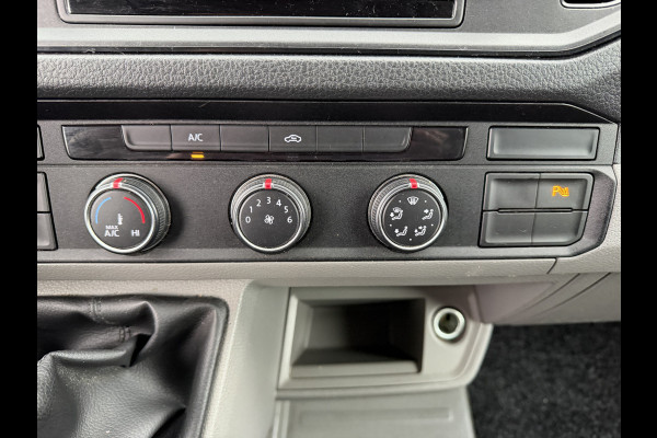 Volkswagen Crafter 35 2.0 TDI 141PK Euro 6 L3H3 CarPlay/cruise control/trekhaak