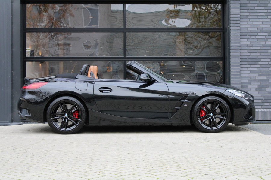 BMW Z4 Roadster sDrive20i High Executive | NIEUWSTAAT! | M-SPORT | KEYLESS | STUURVERW | SFEER | CAMERA | LED | ALARM KLASSE 3 |