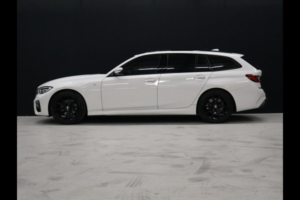 BMW 3 Serie Touring 320i M Sport [APPLE CARPLAY, M SPORTSTUUR, DAB, LED, LIVE COCKPIT, TREKHAAK AFNEEMBAAR, CRUISE, CLIMATE, NIEUWSTAAT]