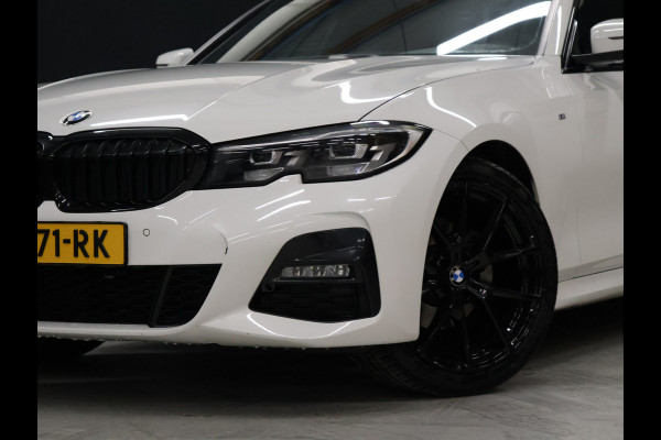BMW 3 Serie Touring 320i M Sport [APPLE CARPLAY, M SPORTSTUUR, DAB, LED, LIVE COCKPIT, TREKHAAK AFNEEMBAAR, CRUISE, CLIMATE, NIEUWSTAAT]