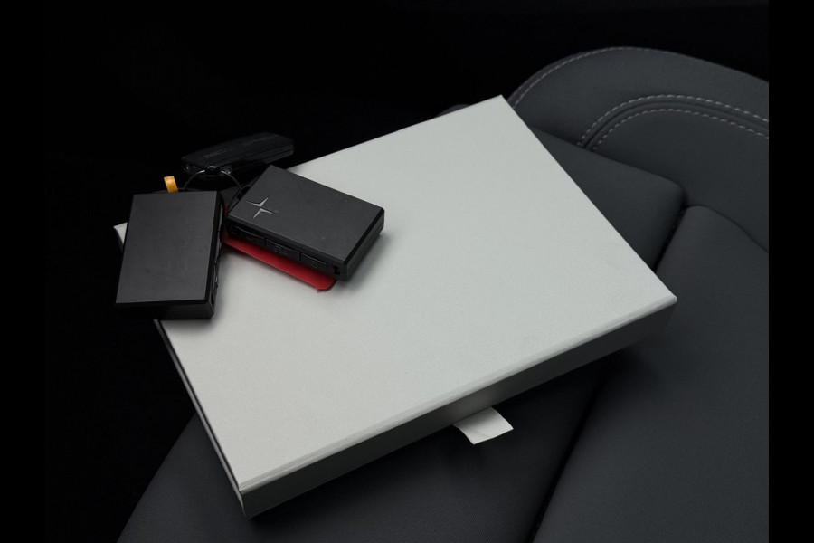 Polestar 2 Long Range Dual Motor AWD | Trekhaak | Panorama | 360 Camera | Harman Kardon |