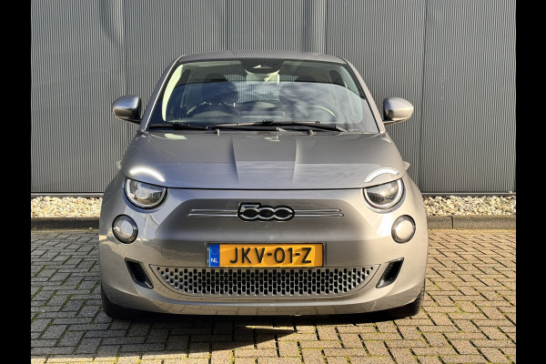 Fiat 500 Urban 42 kWh | Apple Carplay / Android auto | Cruise control | Airconditioning
