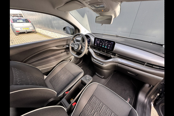 Fiat 500 Urban 42 kWh | Apple Carplay / Android auto | Cruise control | Airconditioning