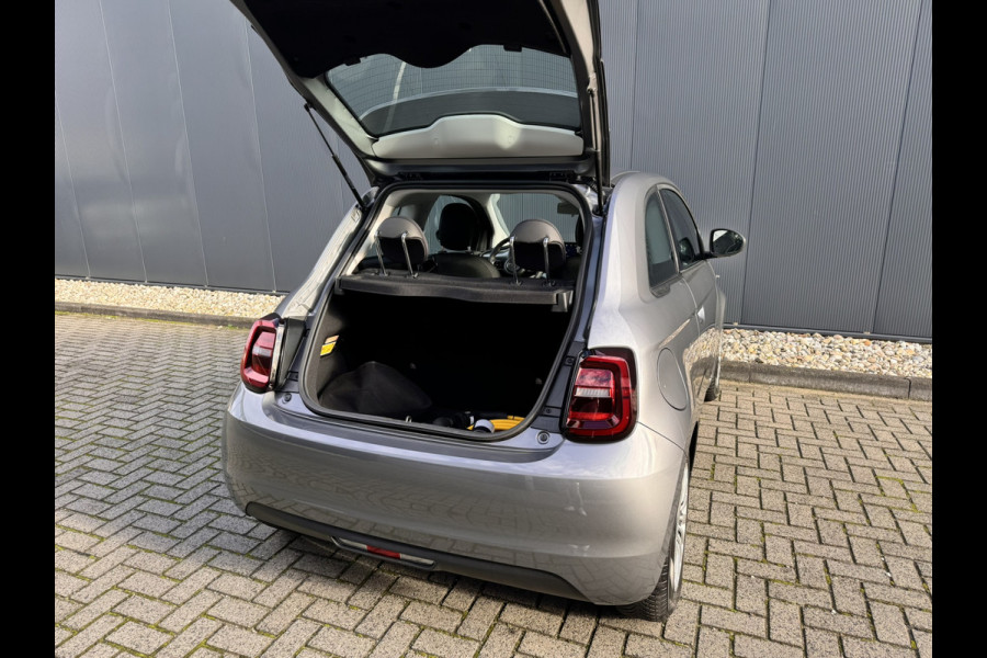 Fiat 500 Urban 42 kWh | Apple Carplay / Android auto | Cruise control | Airconditioning